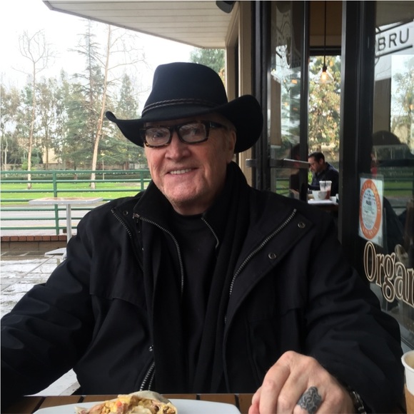 Meet your Posher, Noni - Picture 3 of 11